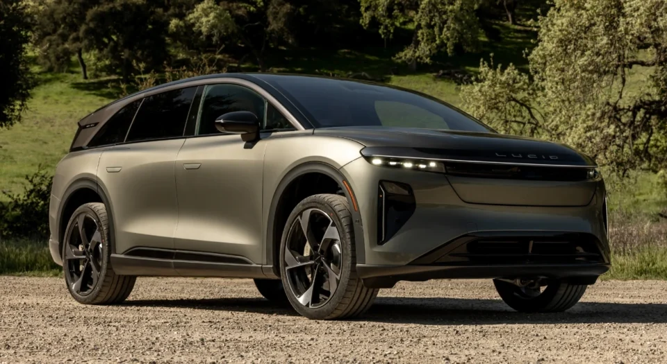 The Lucid Gravity 2026 SUV First Look With Updated Price and Specifications